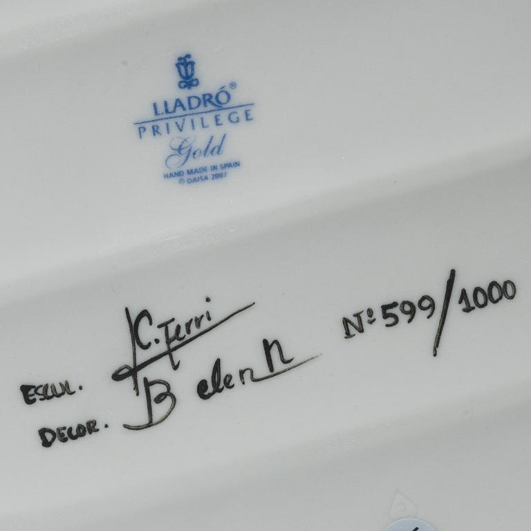 Juan Carlos Ferri Herrero, figurin, "Swing into spring", Lladró, Spanien, 2007 - 2011.