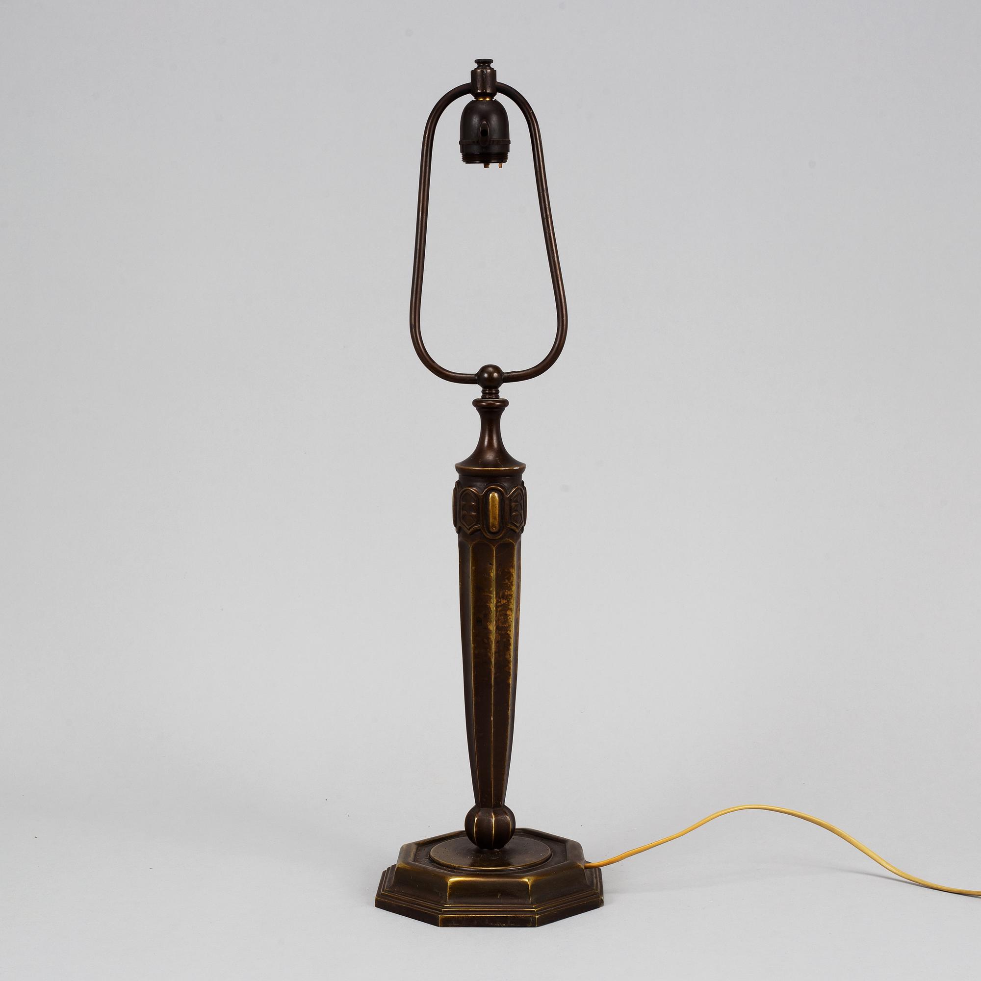 BORDSLAMPA, brons, art déco, 1900-talets första hälft.