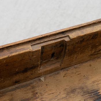 A painted Swedish sectrataire, 18th/19th Century.
