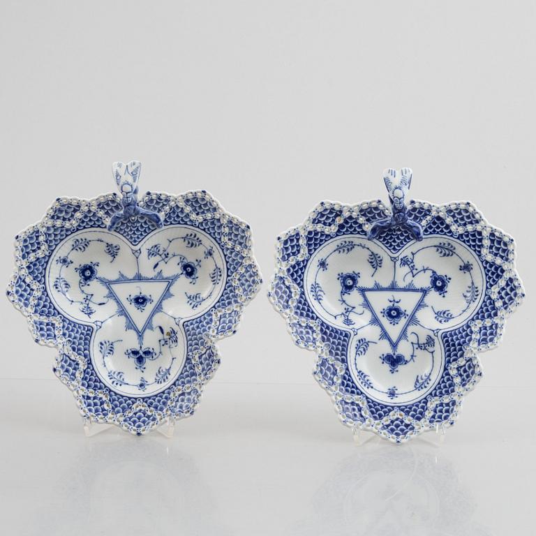 A pair of 'Musselmalet' porcelain dishes, Royal Copenhagen, Denmark 1974-1978.