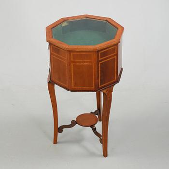 MONTERBORD, 1900-tal.