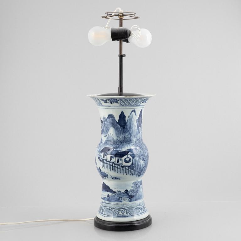 A large blue and white vase/table lamp, late Qing dynasty.