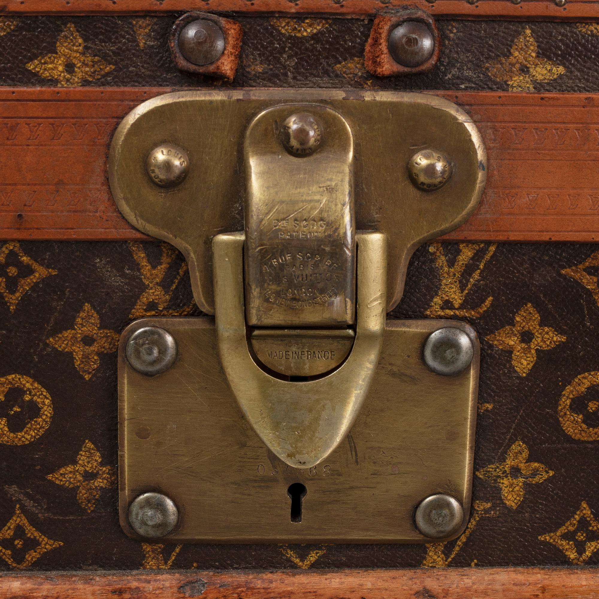 LOUIS VUITTON, koffert, tidigt 1900-tal.
