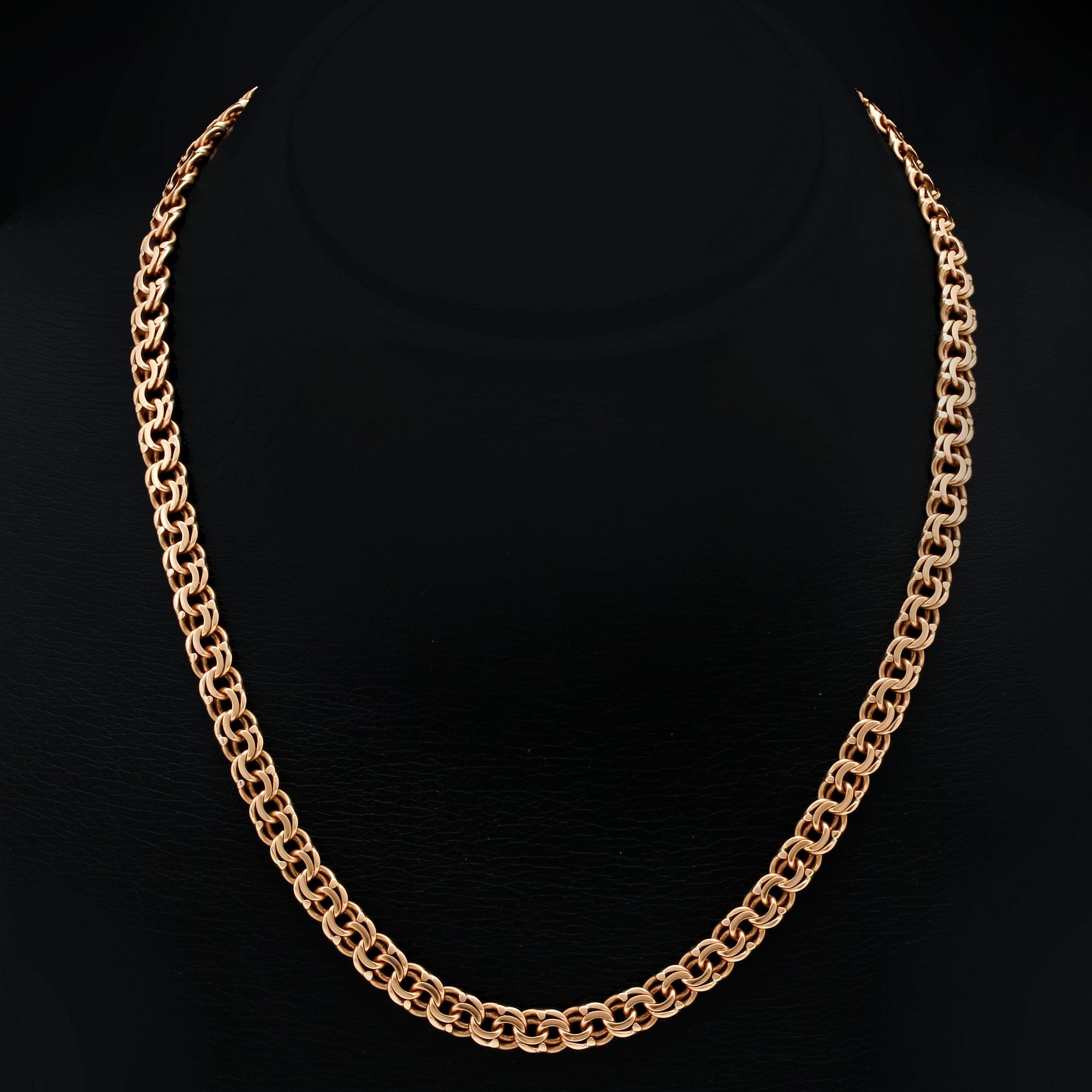 An 18K gold chain. 38g.