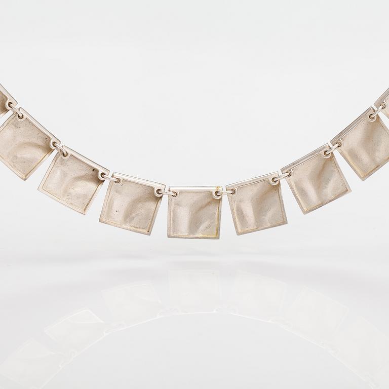 Björn Weckström, "Galaktiska toppar", halsband, sterlingsilver. Lapponia 1974.