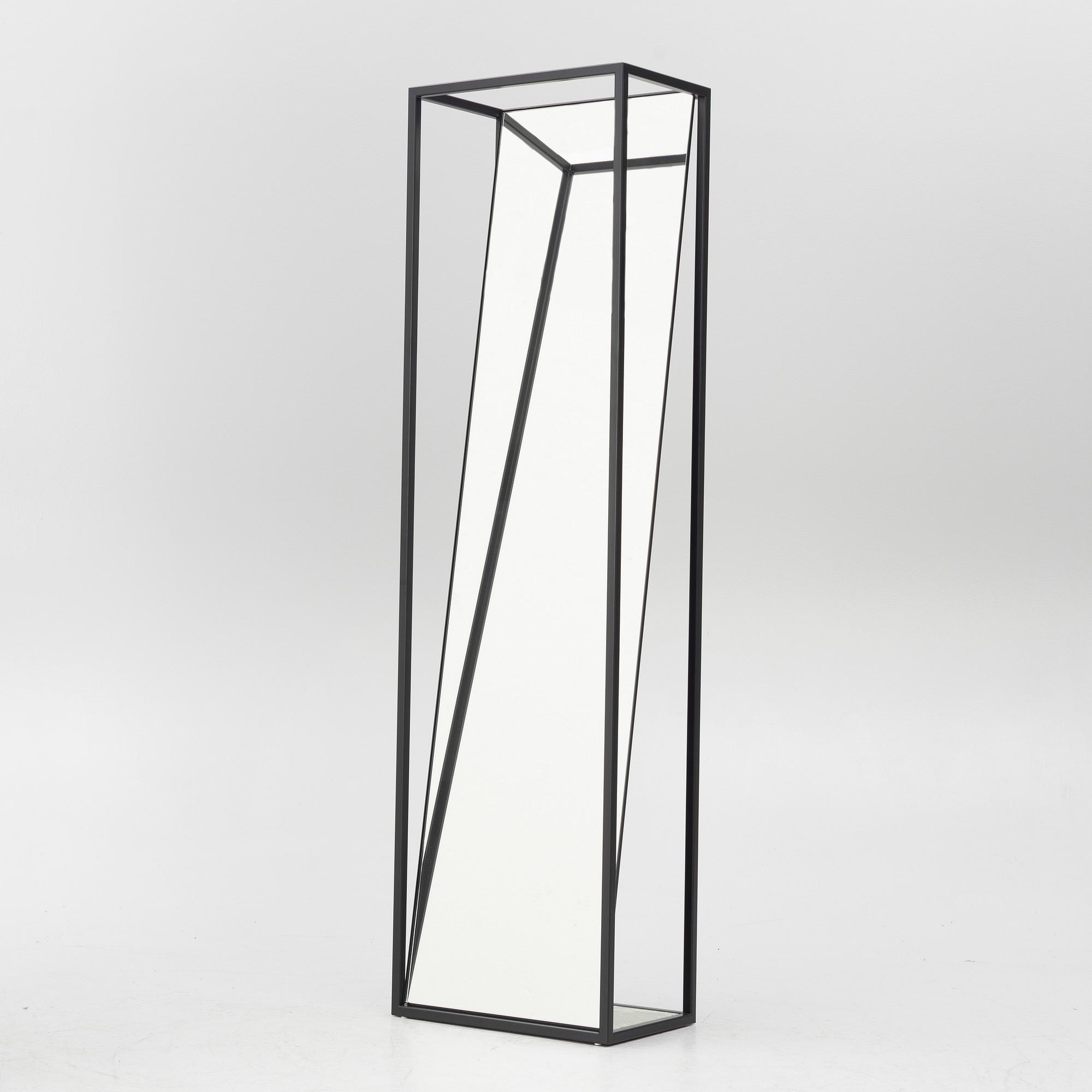 Firma Svenskt Tenn, John Astbury, mirror "Fauna", Svenskt Tenn, post 2014.