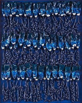 87. Arman (Armand Pierre Fernandez), ”Monochrome accumulation no 2505 (Ultramarin blue)”.