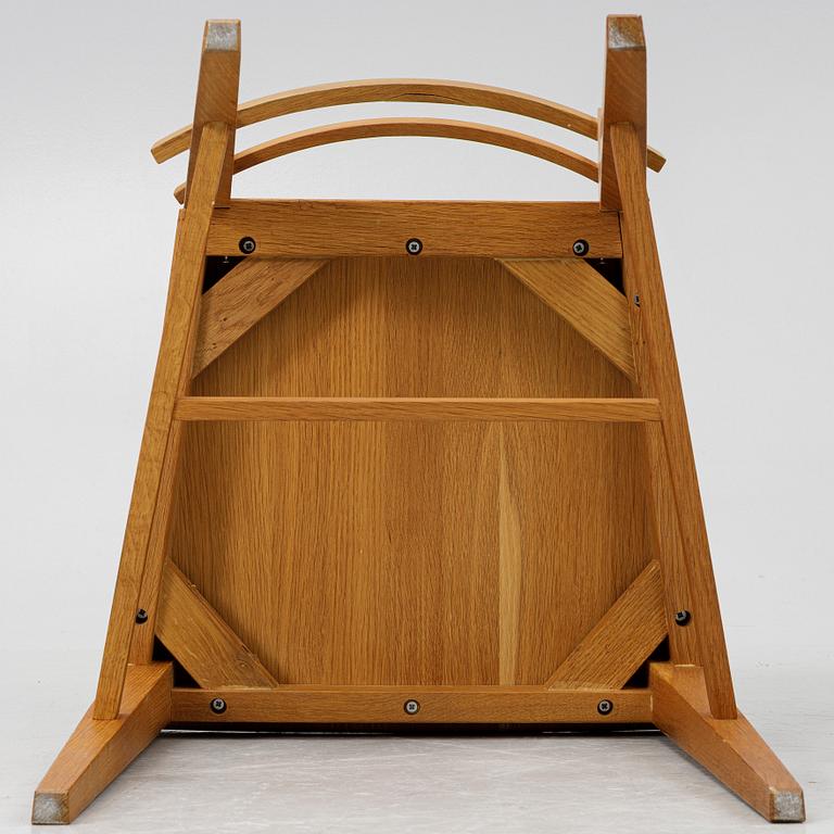 Nirvan Richter, ten chairs, Norrgavel.