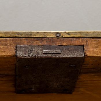 A CHEST OF DRAWERS, gustavian late 18th century.