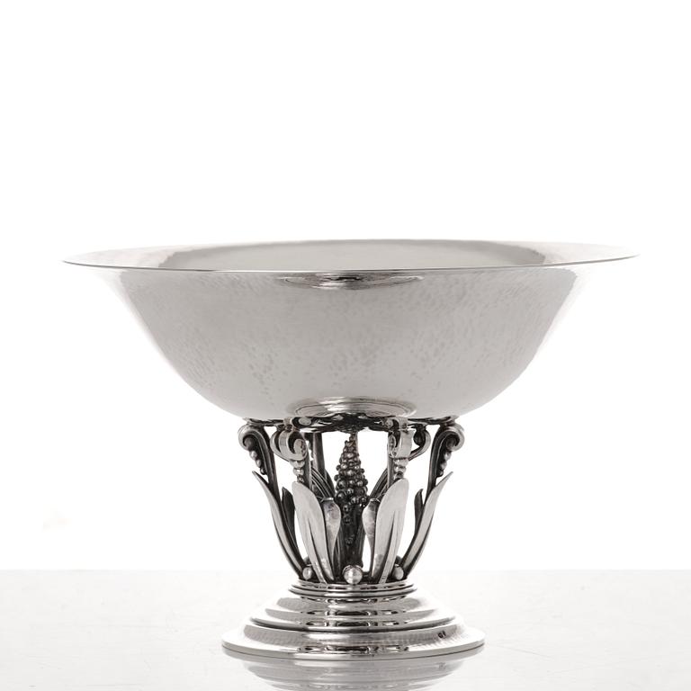 Georg Jensen, skål, Köpenhamn 1925-32, sterling silver, designnr 242.