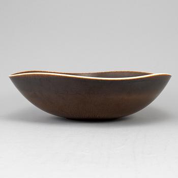 BERNDT FRIBERG, a stoneware bowl for Gustavsbergs Studio.