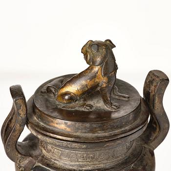 A tripod bronze censer, Ming dynasty (1368-1644).