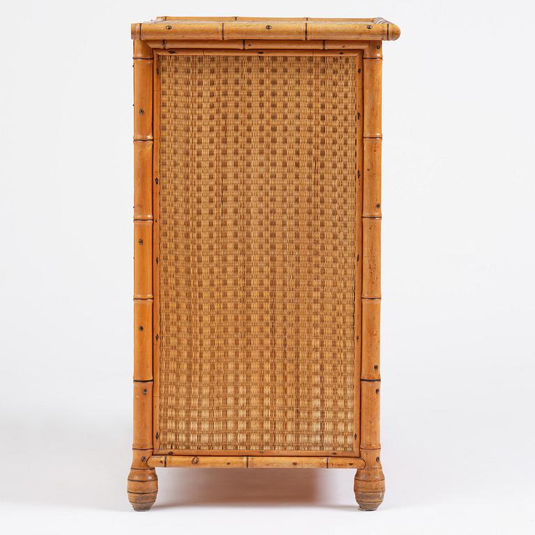 Byrå, modell "500", Bodafors Stol- och Möbelfabrik, 1890-tal.