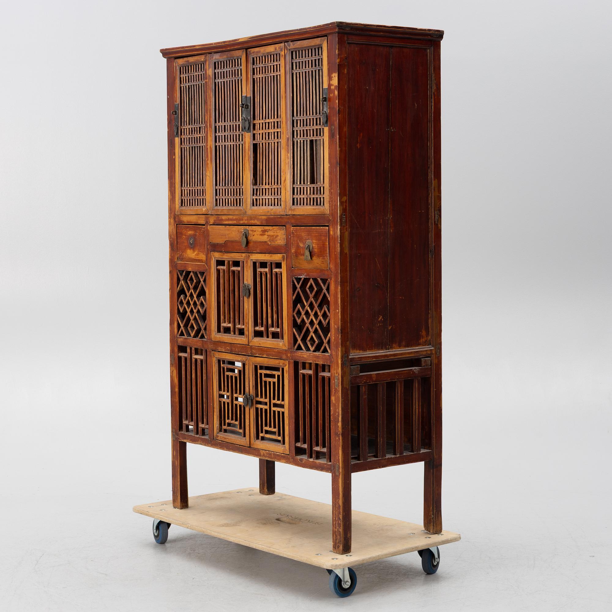 Cabinet, China, 20th century.
