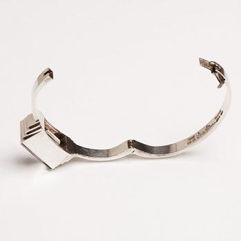 Wiwen Nilsson, armring, Lund 1966, sterling med bergkristall.