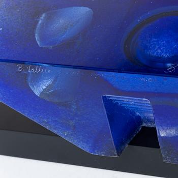 Bertil Vallien, a limited edition glass sculpture Kosta Boda, Sweden, signed.