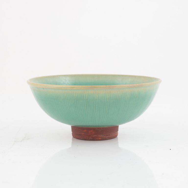 Wilhelm Kåge, a "Farsta" bowl, Gustavsberg Studio, Sweden, 1954.