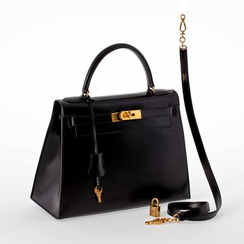 86. A 1980's Hermès handbag "Kelly".