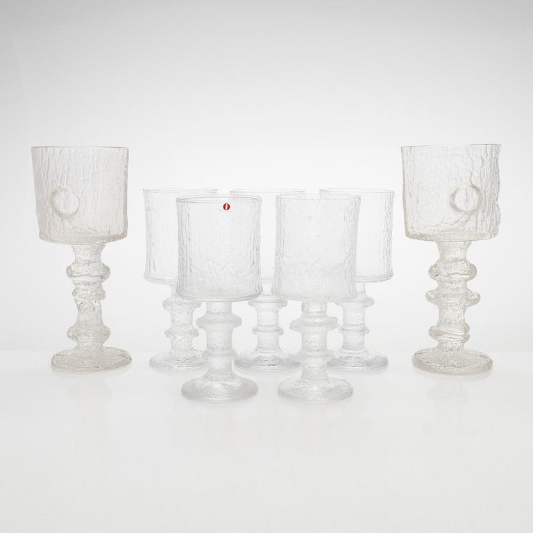 Timo Sarpaneva, "Bröderskapsglaset", 2 st och dricksglas, 5 st, "Juhlalasi" 2140, Iittala.