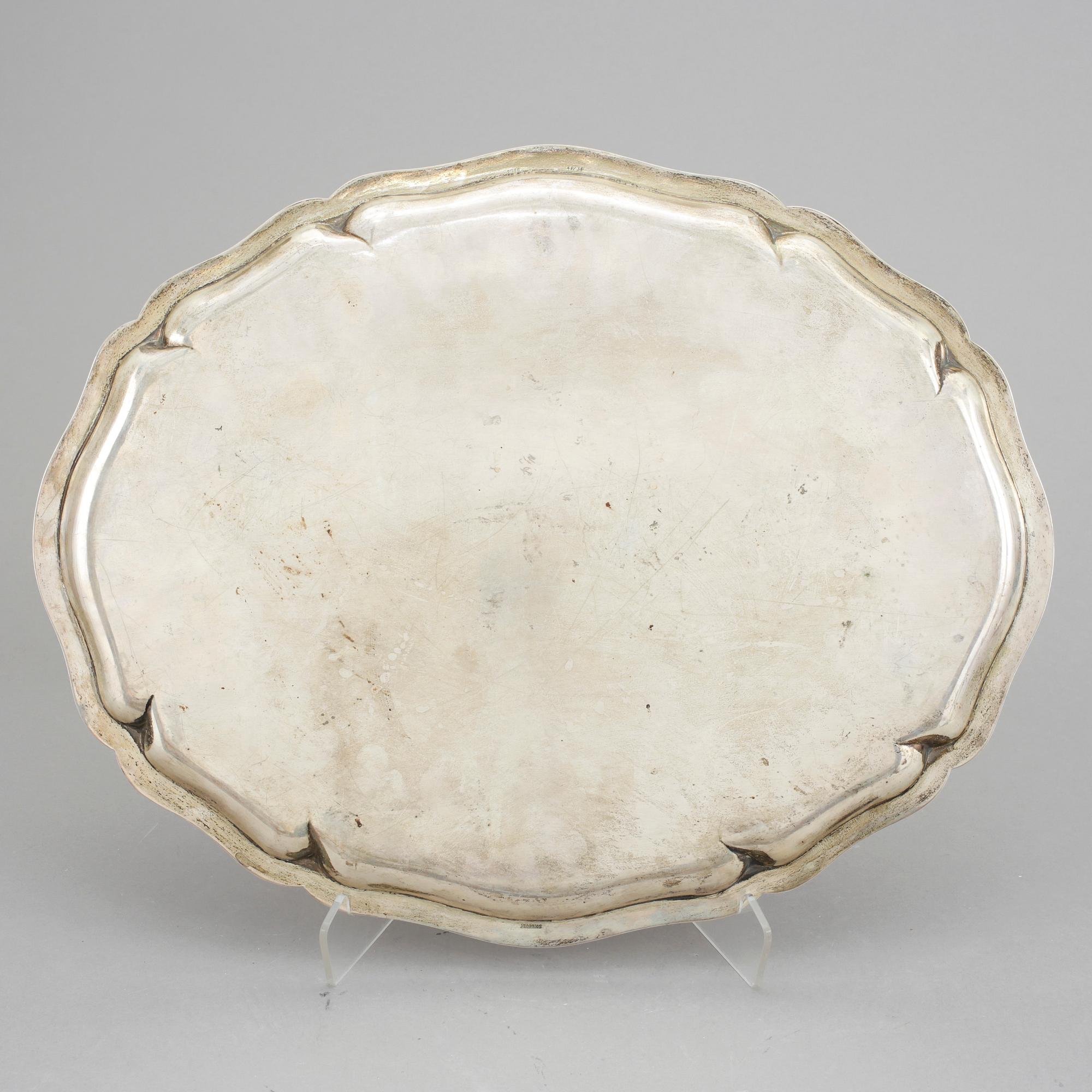 SERVERINGSFAT, silver, Tyskland, 1900-talets första hälft. Vikt ca 1298 gram.
