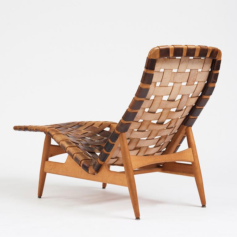 Arne Vodder, a teak chaise longue with black leather straps, Bovirke Denmark 1950's.