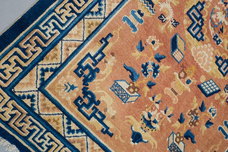 A CARPET, a semi-antique Ningxia, ca 197 x 127 cm.