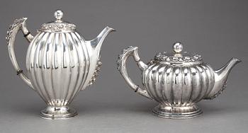 KAFFESERVIS, 5 delar, silver 833, Porto, Portugal, 1900-talets första hälft. Vikt ca 4842g.