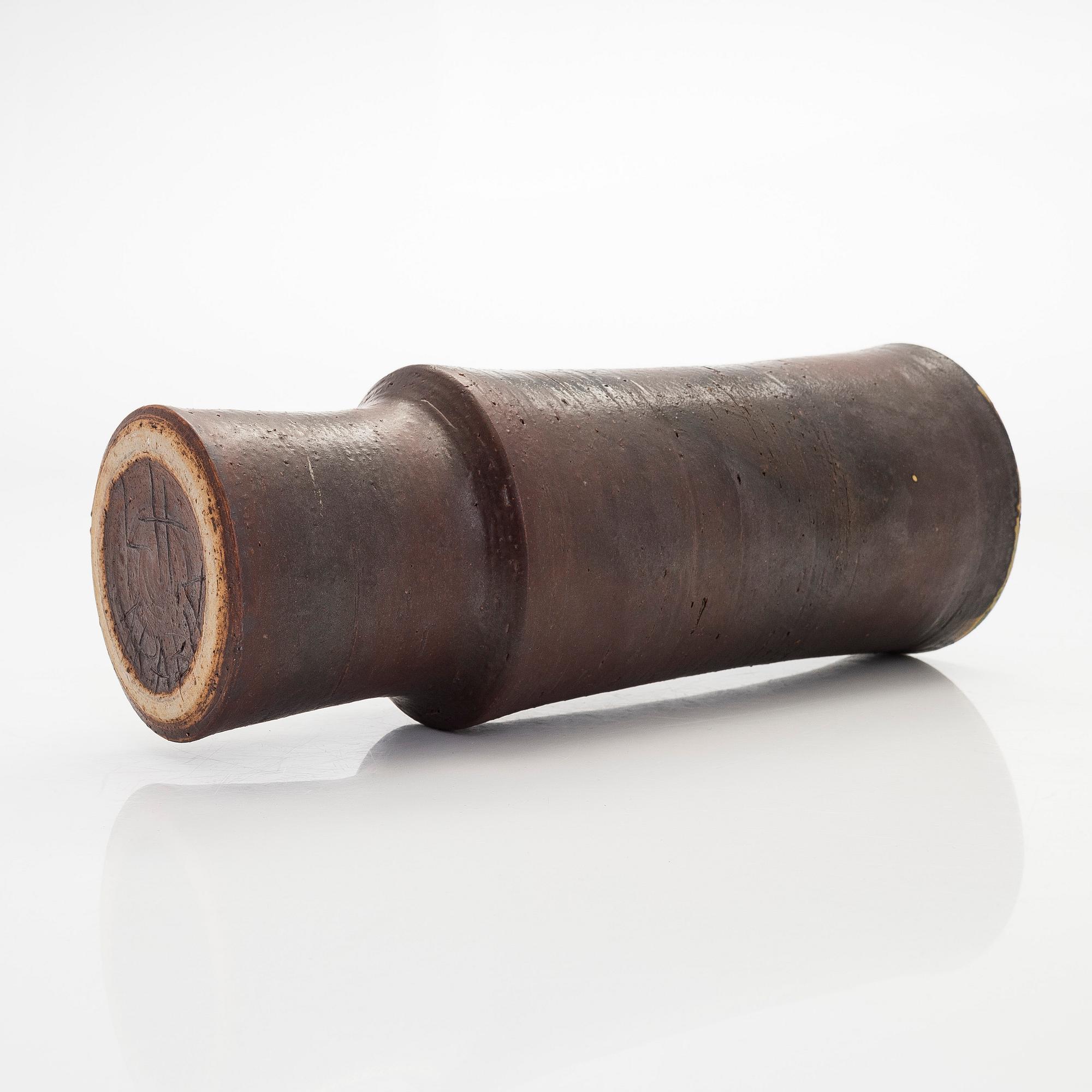 Liisa Hallamaa (Larsen), A ceramic vase, signed LH Arabia.