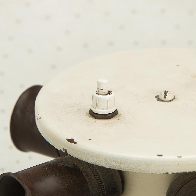 Paavo Tynell, A mid-20th century floor lamp model 9640, Taito Oy, Finland.