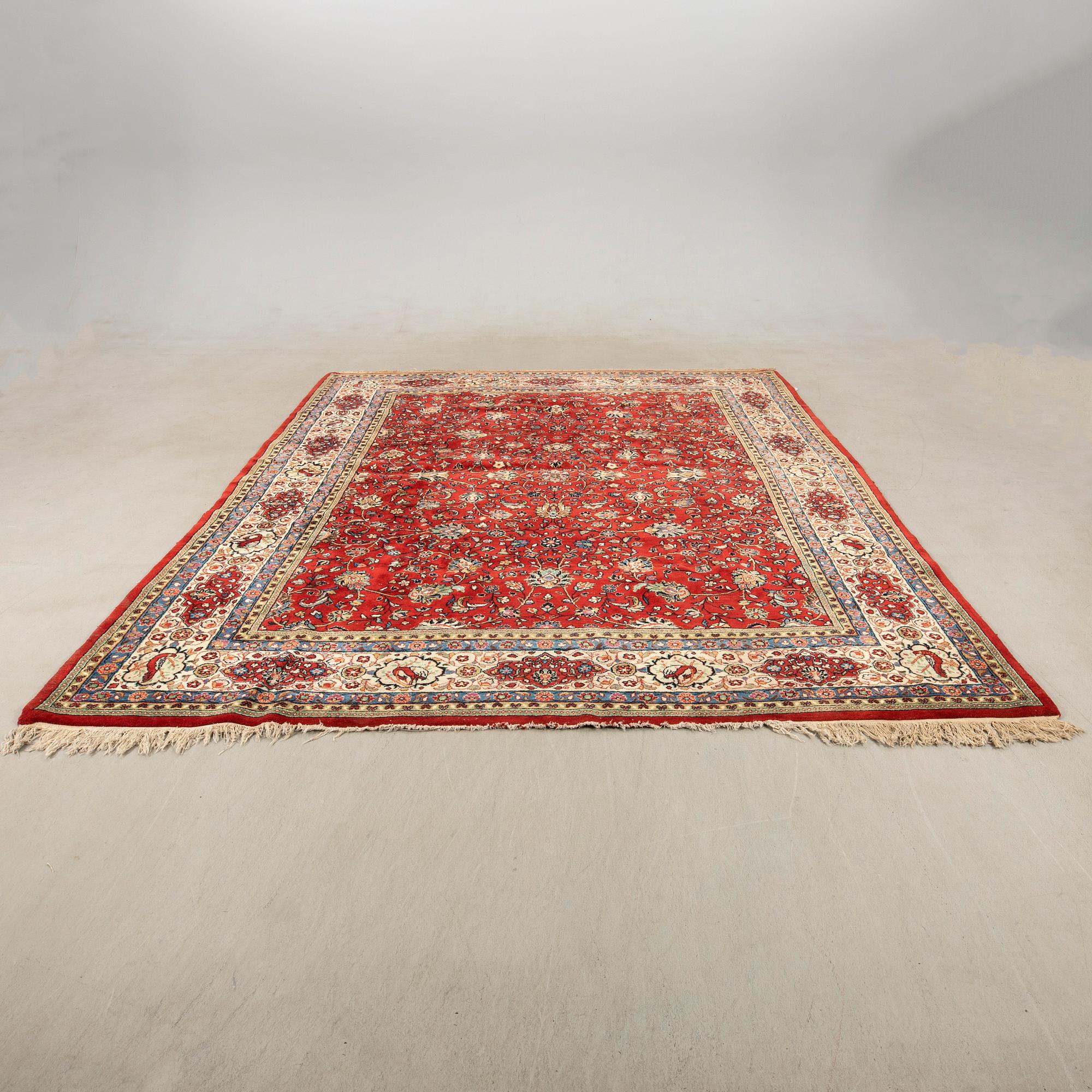 Matta orientalisk semiantik/old ca 358x258 cm.