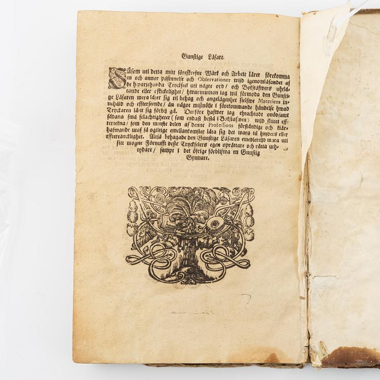 First Swedish book on fencing, with engravings, 1693.