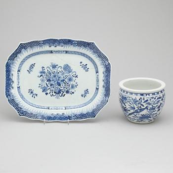 STEKFAT samt YTTERFODER, porslin, Kina 1700 samt 1900-tak.