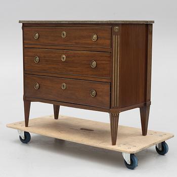 A Gustaivain style chest of drawers, around 1900.