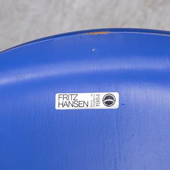 ARNE JACOBSEN, stolar, 6 st, Sjuan, Fritz Hansen, 1984.