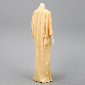 A Japanese Kimono, 20th century.