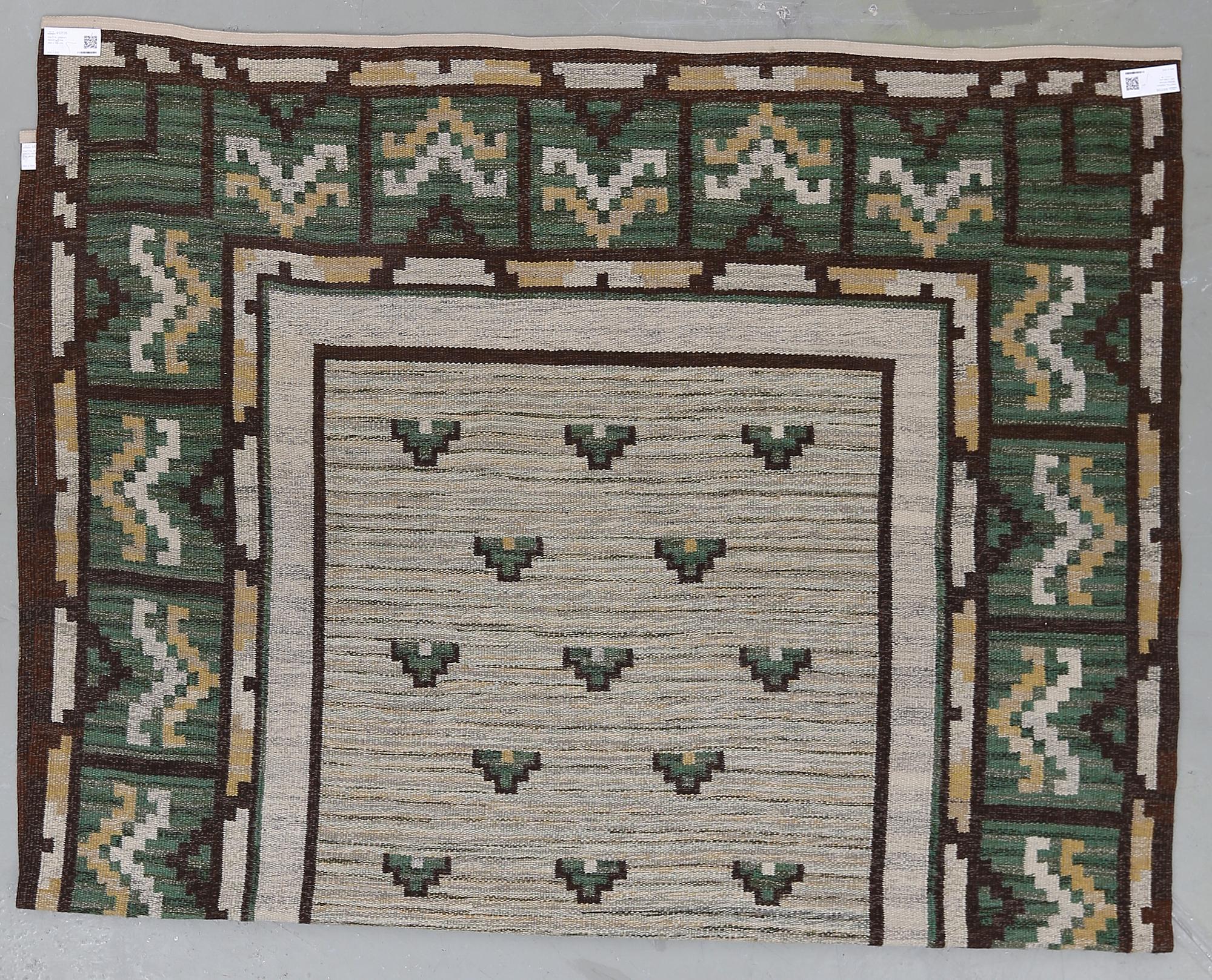 MATTA, sannolikt Sverige, rölakan, 1920/40-tal. Ca 285 x 195 cm.