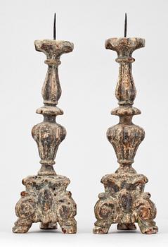 LJUSSTAKAR, ett par, barock, 1700-tal.