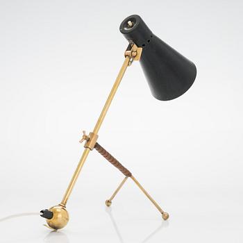 Tapio Wirkkala, bordslampa, modell K11-16 för Idman 1900-talets mitt.