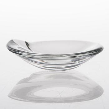 A '3371' bowl signed Tapio Wirkkla, Iittala -56.