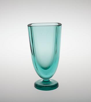 Göran Hongell, A VASE AND A BOWL.