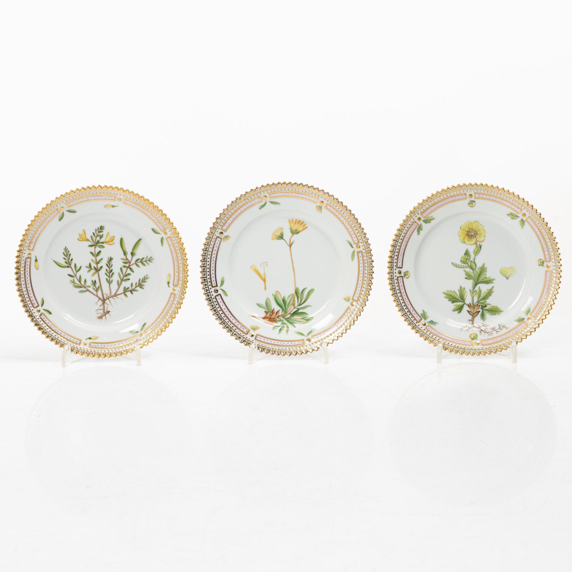 Royal Copenhagen, nine fruit plates, 'Flora Danica', Denmark.