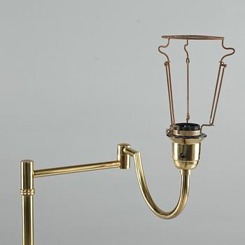 GOLVLAMPA, 1900-talets andra hälft.