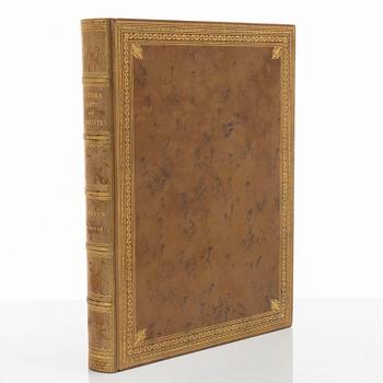 Bokverk, "Svenska Slott och Herresäten", 12 volymer (9+3) samt "Danske Herregaarde ved 1920", 3 volymer.