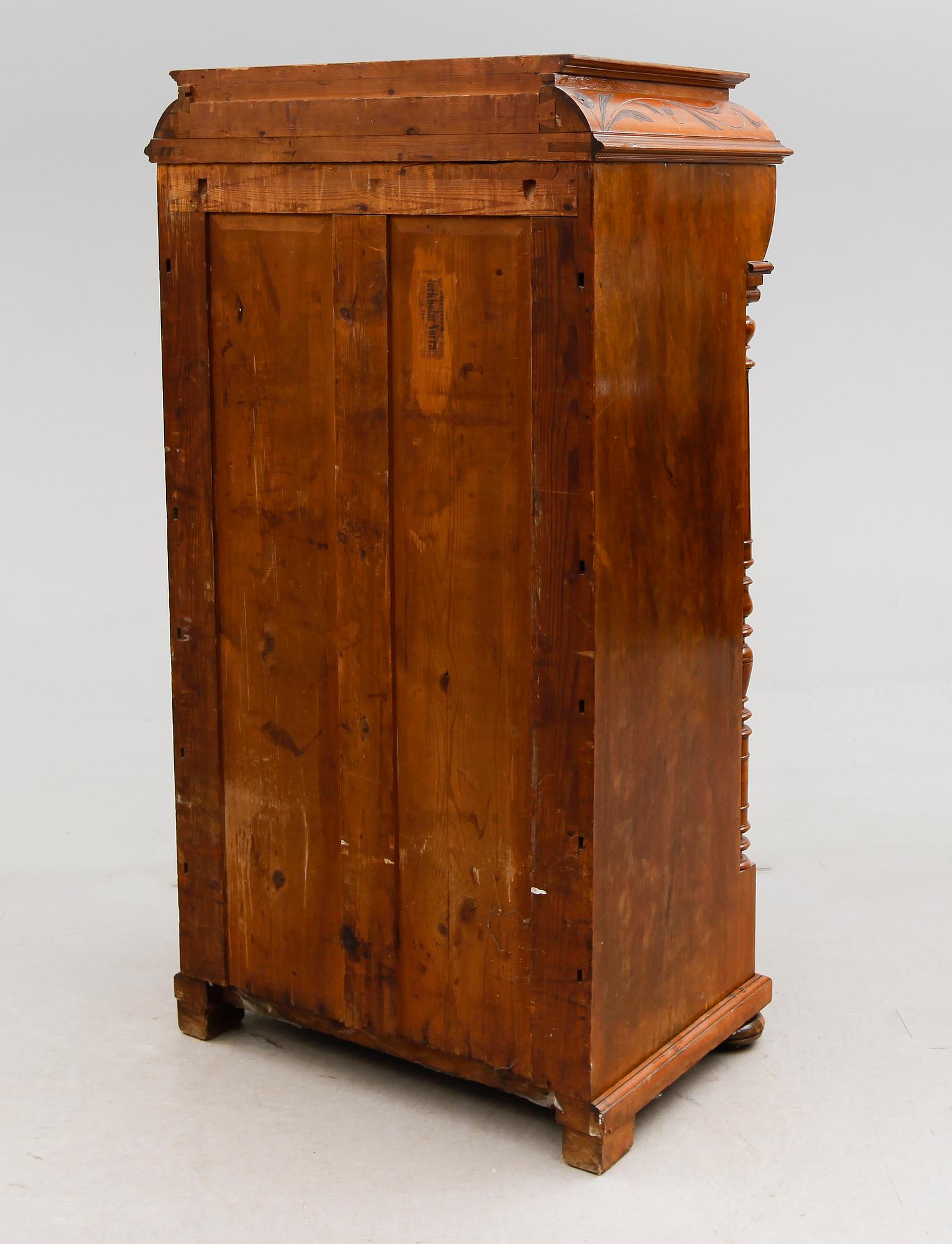 CHIFFONJÉ, 1800-talets andra hälft.