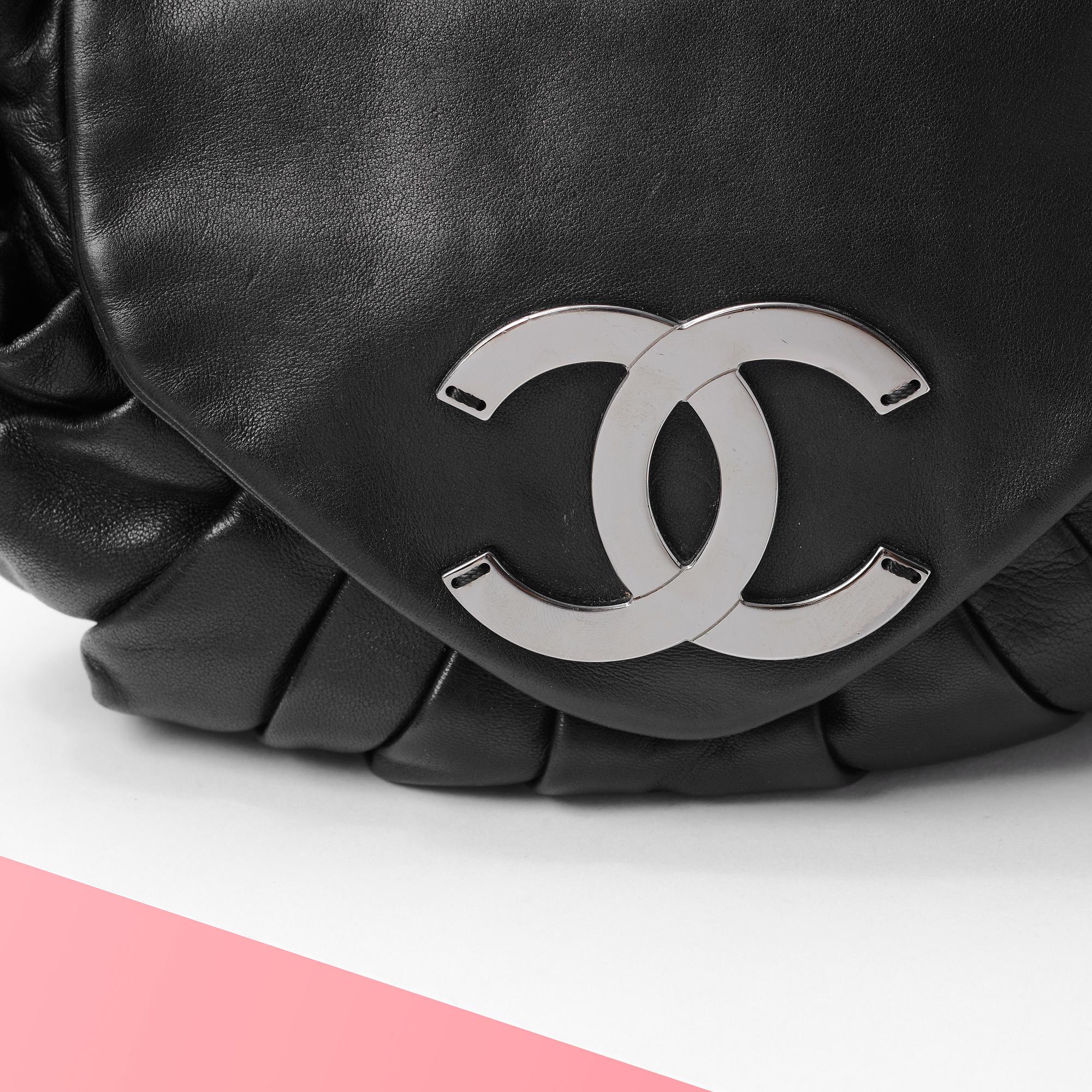 VÄSKA, Chanel.