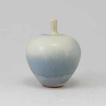 BERNDT FRIBERG, vas, stengods, Gustavsberg studio, signerad, 1969.