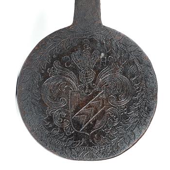 A waffle iron, 1653-1671, with the coat of arms of Per Silfversparre and Magdalena von Scheiding.