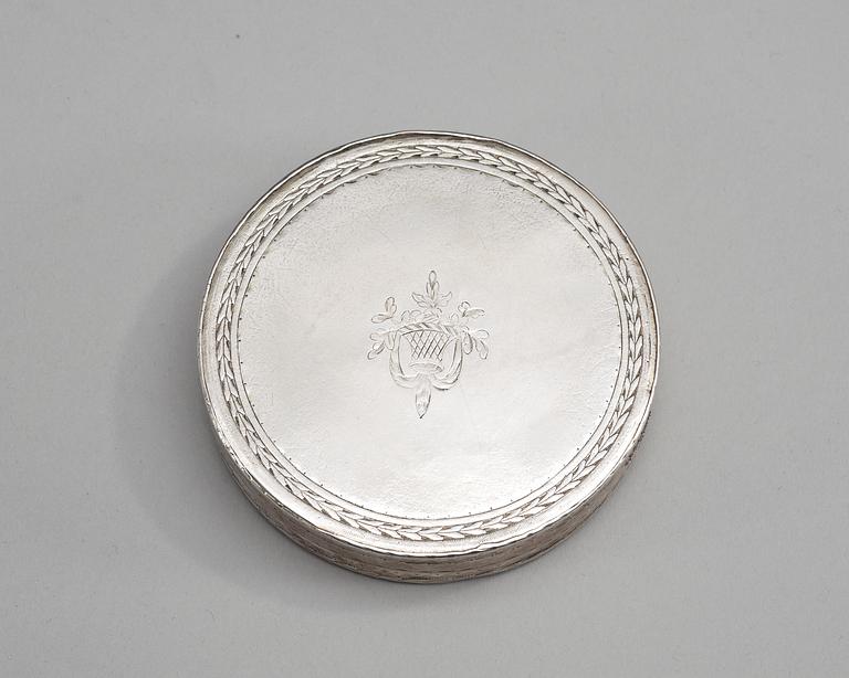 A Russian 19th century silver-gilt snuff-box, Moscow c. 1800.