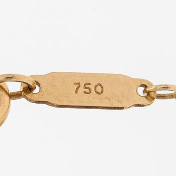 Tiffany & Co, an 18K gold 'Infinity' necklace.