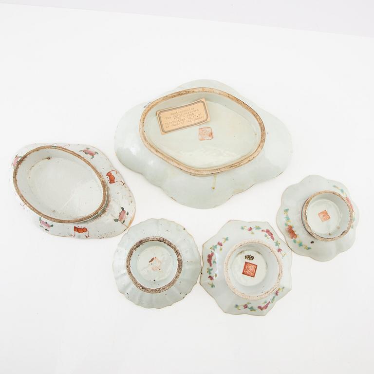 Parti 5 delar porslin Kina, sen Qingdynasti/1900-tal.